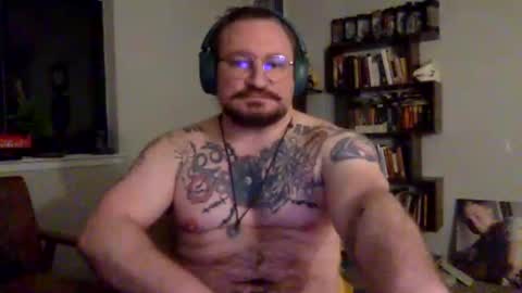 Snapshot of redsands64 chatting on 10-18-25, 03:20 redsands64 online show from 10-18-25, 03:20