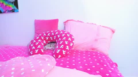 redski77 online show from 03-07-25, 09:29