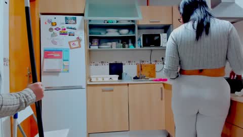 Sofia online show from 12-19-24, 09:40