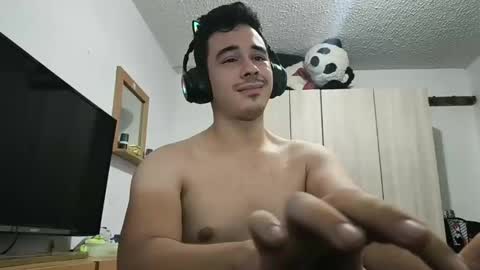 RedsoulReaver online show from 10-11-25, 05:28