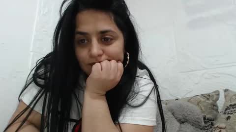 Snapshot of reeapassion chatting on 02-22-25, 12:27 Reea online show from 02-22-25, 12:27