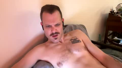 Snapshot of reed_thomas chatting on 01-16-25, 07:38 Reed Thomas online show from 01-16-25, 07:38