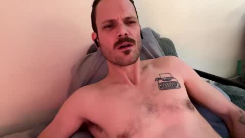 Snapshot of reed_thomas chatting on 02-08-25, 03:52 Reed Thomas online show from 02-08-25, 03:52