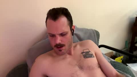 Snapshot of reed_thomas chatting on 02-11-25, 08:05 Reed Thomas online show from 02-11-25, 08:05