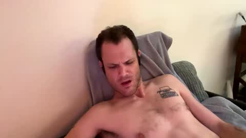 Snapshot of reed_thomas chatting on 09-19-25, 05:53 Reed Thomas online show from 09-19-25, 05:53