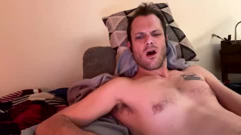 Snapshot of reed_thomas chatting on 12-20-25, 07:15 Reed Thomas online show from 12-20-25, 07:15