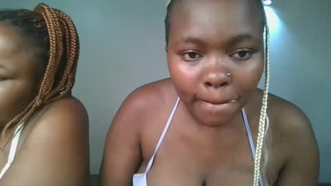 Snapshot of reenie_barbie chatting on 02-15-25, 07:17 barbie online show from 02-15-25, 07:17