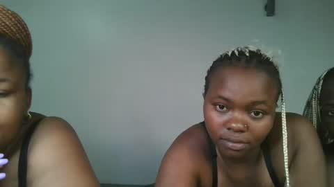 Snapshot of reenie_barbie chatting on 02-16-25, 05:04 barbie online show from 02-16-25, 05:04