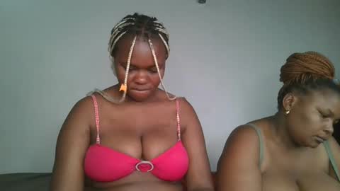 Snapshot of reenie_barbie chatting on 02-21-25, 02:39 barbie online show from 02-21-25, 02:39