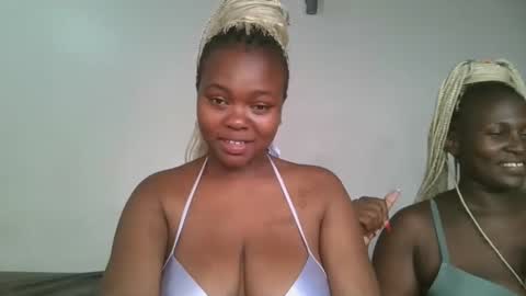 Snapshot of reenie_barbie chatting on 02-23-25, 07:07 barbie online show from 02-23-25, 07:07