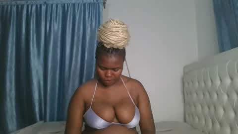 Snapshot of reenie_barbie chatting on 03-02-25, 01:26 barbie online show from 03-02-25, 01:26