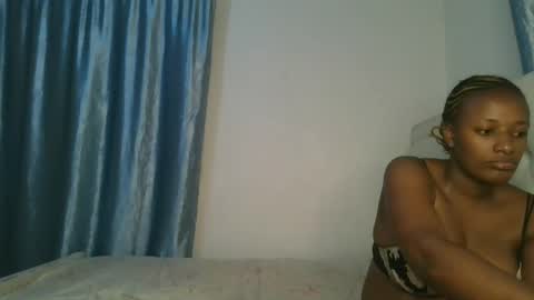 Snapshot of reenie_barbie chatting on 03-09-25, 07:15 barbie online show from 03-09-25, 07:15