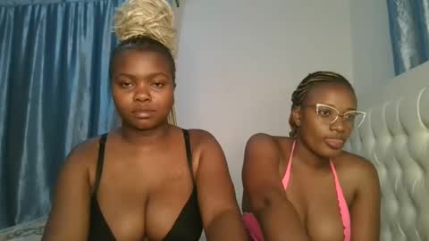 Snapshot of reenie_barbie chatting on 03-10-25, 06:56 barbie online show from 03-10-25, 06:56