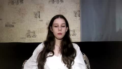 Silvia online show from 07-26-26, 12:01