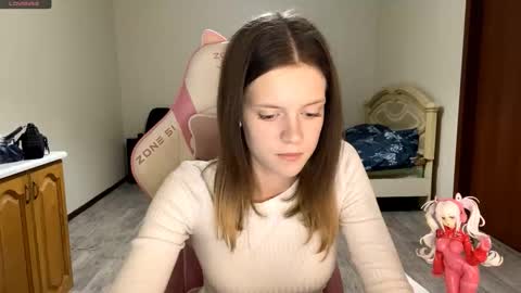 Snapshot of regeniastetson chatting on 09-24-25, 03:26 Lucy online show from 09-24-25, 03:26