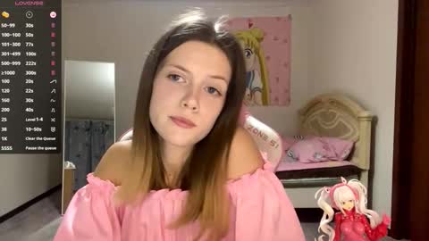 Snapshot of regeniastetson chatting on 10-05-25, 03:21 Lucy online show from 10-05-25, 03:21