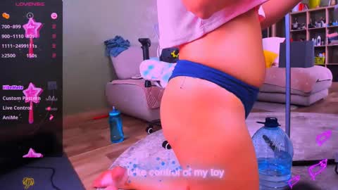 reggieMeow online show from 02-11-25, 06:08