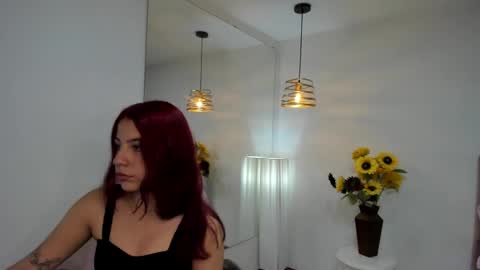 Snapshot of regina_blum chatting on 01-26-25, 07:31 Regina online show from 01-26-25, 07:31