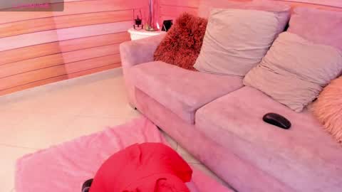 Snapshot of regina_blum chatting on 01-29-25, 10:32 Regina online show from 01-29-25, 10:32