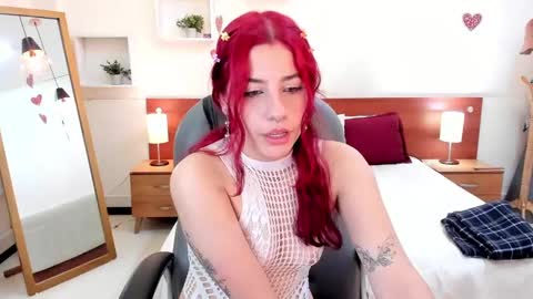 Snapshot of regina_blum chatting on 02-27-25, 04:09 Regina online show from 02-27-25, 04:09