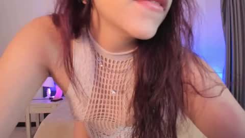 Snapshot of regina_blum chatting on 10-20-25, 12:27 Regina online show from 10-20-25, 12:27