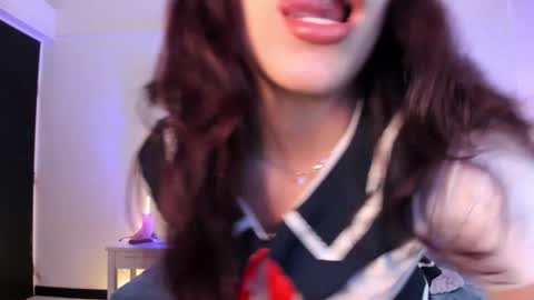 Snapshot of regina_blum chatting on 11-26-25, 12:28 Regina online show from 11-26-25, 12:28