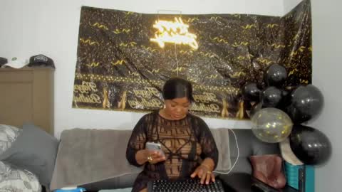reginabanx online show from 04-26-26, 12:08