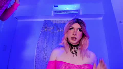 Snapshot of reginarose chatting on 01-29-25, 03:12 reginarose online show from 01-29-25, 03:12