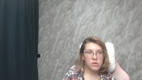 Regina online show from 01-21-25, 01:11