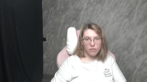 Regina online show from 01-24-25, 01:56