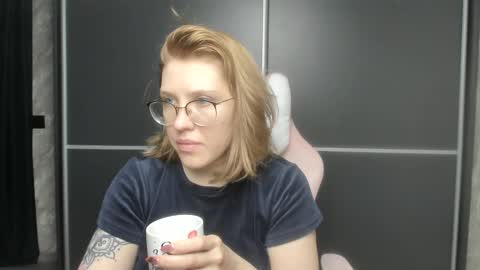 Regina online show from 02-03-25, 04:35