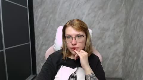 Regina online show from 02-21-25, 03:12