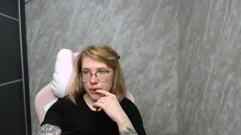 Regina online show from 02-24-25, 06:05