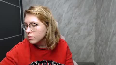 Regina online show from 02-25-25, 02:47