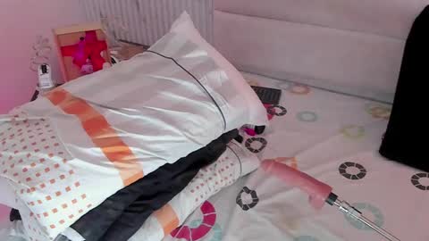 reginavegaa online show from 04-23-26, 12:29