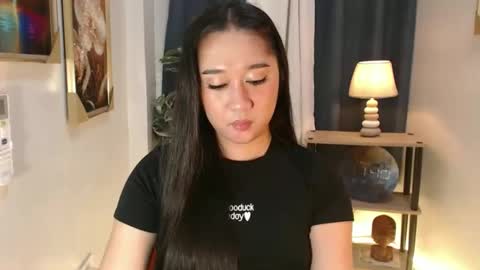 regine online show from 02-13-26, 03:41