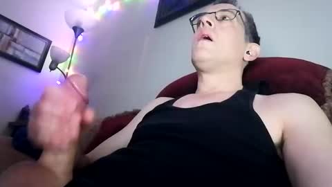 regularguy20 online show from 12-14-25, 09:47