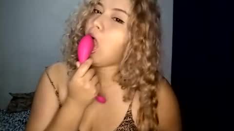 Tania Nixx online show from 02-12-25, 10:14