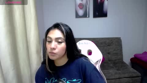 reichell princess online show from 10-15-25, 07:52