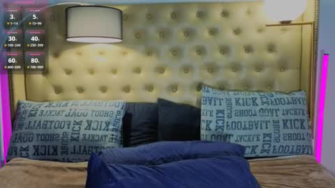 Snapshot of reidalert69 chatting on 11-17-25, 01:33 reidalert69 online show from 11-17-25, 01:33