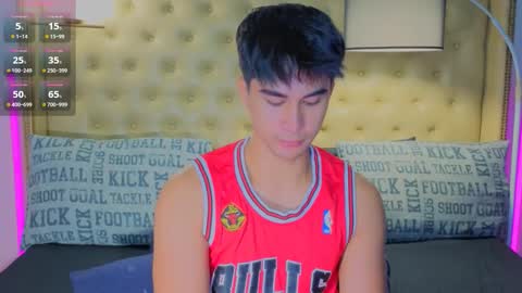 Snapshot of reidalert69 chatting on 11-20-25, 01:39 reidalert69 online show from 11-20-25, 01:39