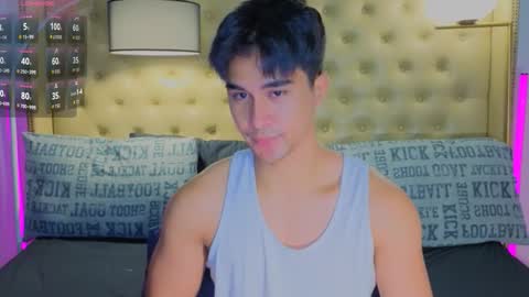 Snapshot of reidalert69 chatting on 11-22-25, 01:37 reidalert69 online show from 11-22-25, 01:37