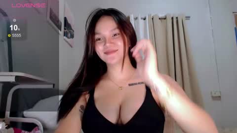 Snapshot of reignxxxx chatting on 07-07-26, 11:14 Rei online show from 07-07-26, 11:14