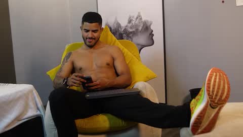 Reik online show from 04-07-26, 12:05