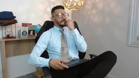   REIKO  online show from 02-22-25, 07:58