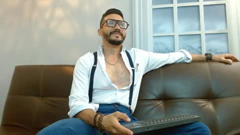   REIKO  online show from 03-05-25, 01:10