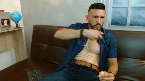   REIKO  online show from 03-08-25, 10:56