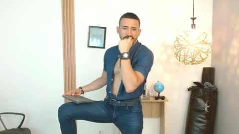   REIKO  online show from 09-10-25, 03:45