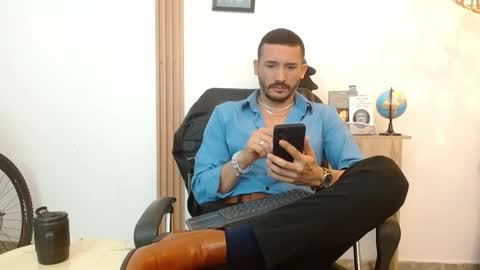   REIKO  online show from 10-01-25, 02:34