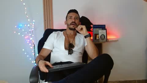   REIKO  online show from 01-10-26, 07:26